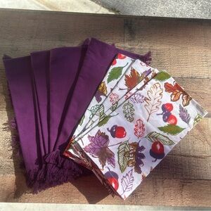 Pier 1 Multicolor Leaf Print Napkin Set of 8.  4 Purple/4 Leaf Print